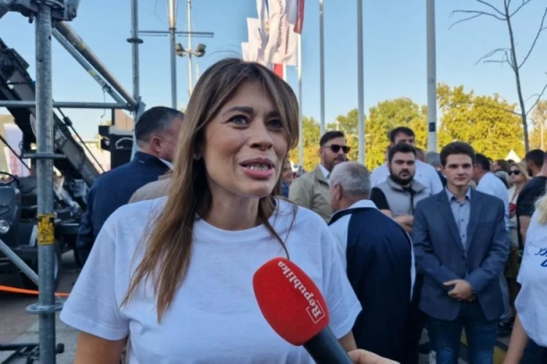 "SKUPILI SMO SE DA PODRŽIMO ALEKSANDRA VUČIĆA!" Irena Vujović uoči skupa u Areni: Očekujem fantastičnu atmosferu, važno je da ubedljivo pobedimo! (VIDEO)