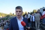 ARNO GUJON PODRŽAO ALEKSANDRA VUČIĆA: Imamo jednog od najvećih državnika, nije vreme za mačku u džaku! (VIDEO)