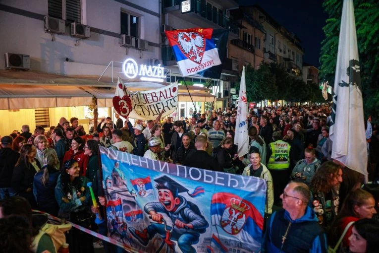 JOŠ JEDNA SRAMOTA BLOKADERA! Posle debakla u Novom Pazaru - ponovo se obrukali, a Parandilović ih podržao! (VIDEO)