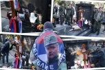 NAROD PRISTIŽE NA POMEN RATKU MLADIĆU: Danas se navršava 40 dana od smrti generala, Republika na Topčiderskom groblju (FOTO)