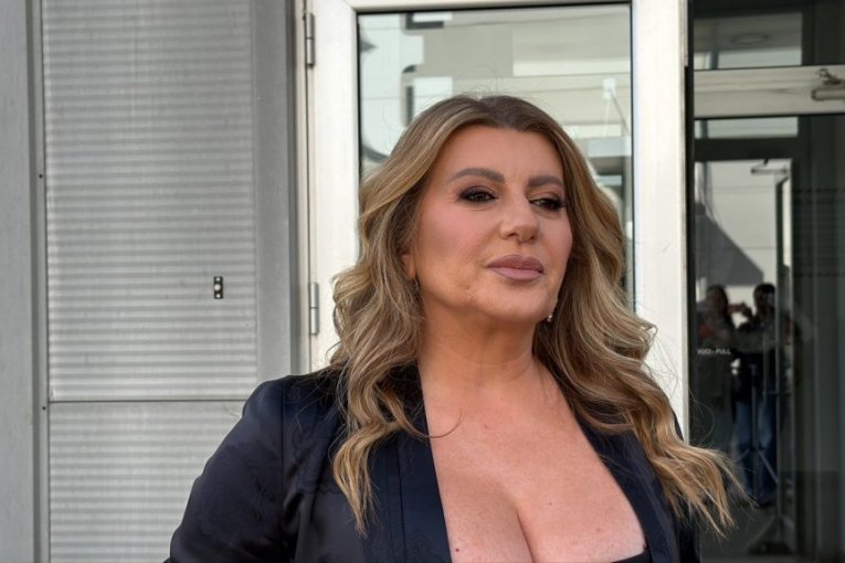 Viki MIljković, pevačica
