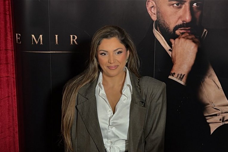 Nadica Ademov, pevačica