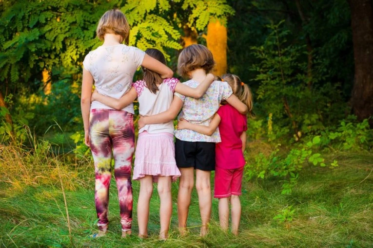 347 MILIONA DECE ČEKA NEIZVESNA ZIMA: UNICEF izdao opasno upozorenje!
