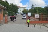 TINEJDŽERKA (15) NOŽEM NAPALA UČENICE U ŠKOLI U TURSKOJ: Jedna devojčica preminula, sedam povređenih