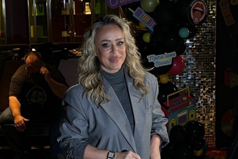 Slađa Alegro, pevačica