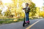 RODITELJI, OPREZ! Dete na električnom trotinetu može skupo da vas košta - KAZNE I DO 120.000!
