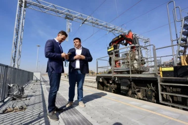 OD 2028. BRZIM VOZOM DO OBRENOVCA! Završen prvi deo nove pruge - od Prokopa do aerodroma za 15 do 20 minuta! (VIDEO)