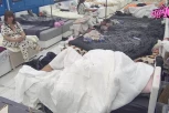 VRELA AKCIJE LAURE I ĐUKIĆA RAZBESNELA ZADRUGARE! Skandalozna obnažena Laura dahtanjem budila ukućane - OKA NISU SKLOPILI! (VIDEO)