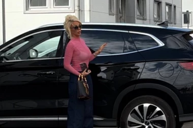 DRAMA U ŠIMANOVCIMA - OPŠTA POMETNJA ZBOG SNIMANJA "PINKOVIH ZVEZDA": Voditelji jurcaju na sve strane! (VIDEO)