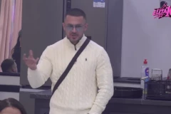 JEZIVI JAUCI ODZVANJALI IMANJEM! Takmičar se guši u suzama, ispovest o nasilju ledi krv u žilama!