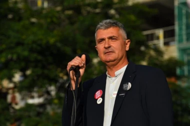 ILIJA SRDANOVIĆ POSLAO PORUKU CRNOGORCIMA: "Takvu saradnju vidim u budućim odnosima!"