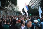 SKANDALOZNA UVREDA STRUJALA SRBIJOM! Ovo je prava slika blokadera: BLOKADER Stefan Tomić PORUČIO: “SRBIJA je Vuko***ina”