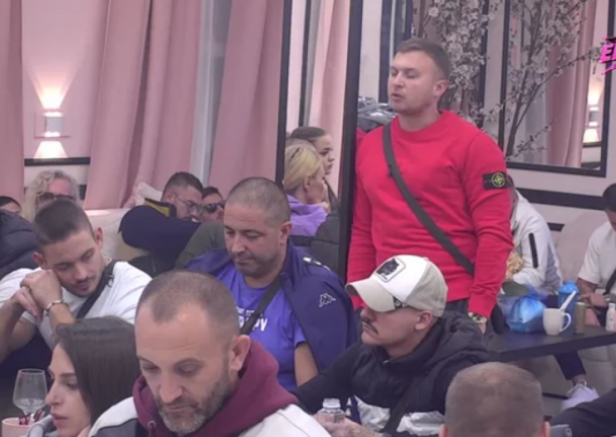 JEZIVI KRICI SE PROLOMILI "ELITOM": Matora se RASULA u komade, saopštenoj informacije iz spoljnog sveta, JECALA na sav glas!
