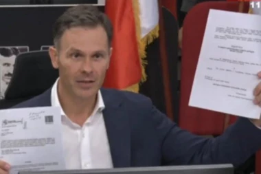 ŠOŠKIĆ DOĐE NA VLAST, ODE EVRO NA 200 DINARA! Mali: Privredna banka je 4,9 miliona dinara plaćala njegov softver mesečno! Propala je zbog neodgovorne politike