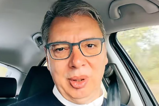 VUČIĆ UŽIVO IZ ŠKODE! Krenuo na skup po kijametu da ispoštuje Banaćane! (FOTO)