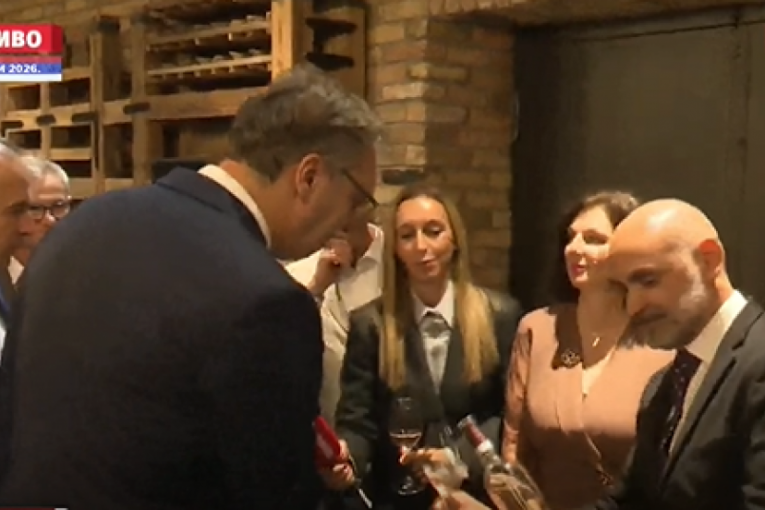 Vučić obilazi Kraljevu vinariju