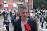 ARNO GUJON POSLAO NARODU VAŽNU PORUKU IZ KRAGUJEVCA: "Aleksandar Vučić je najbolji čuvar institucija, samim tim i naše države! (VIDEO)