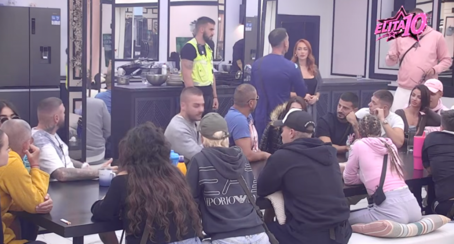 JANJUŠ DOŽIVEO POMRAČENJE, PA UNAKAZIO MATEJU ZBOG SANDRE: Obezbeđenje opkolilo Belu kuću! (VIDEO)