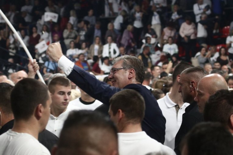 Veličanstveni skup u Kragujevcu