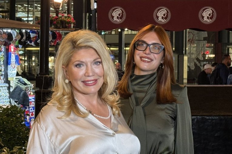 Suzana Mančić i ćerka Natalija