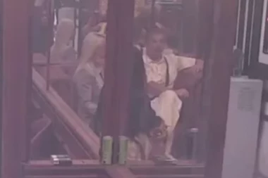 GEJ-AFERA TRESE ELITU! Karlo OBELODANIO NAJMRAČNIJE detalje, OVO je muškarac koji ga je IZLUDEO!