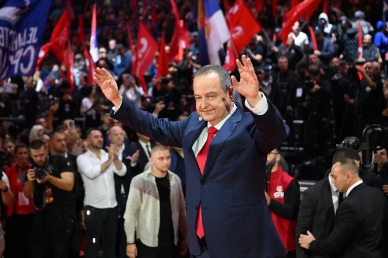 "TAKOZVANA STUDENTSKA LISTA JE PREVARA!" Lista "Ivica Dačić - faktor stabilnosti" održala veliki miting u Beogradskoj areni! (FOTO, VIDEO)