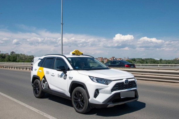 Ne možete da naručite taksi u Beogradu? Problemi s Yandex sistemom zbog napada ukrajinskih dronova?!
