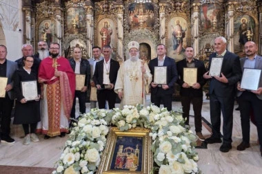 VELIKI JUBILEJ KOJI JE OKUPIO VERNIKE: U Novim Karlovcima svečano obeleženo 230 godina Hrama Sretenja Gospodnjeg