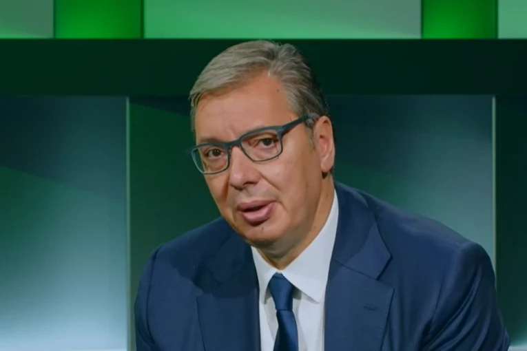 VUČIĆ SE OBRAĆA NARODU: Govori o svim aktuelnim temama!