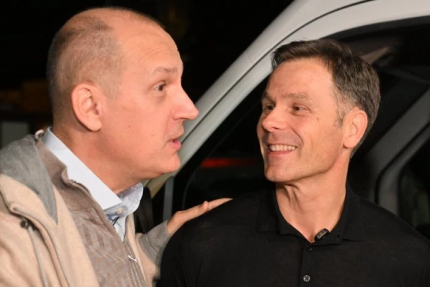 BEOGRADSKA HITNA POMOĆ ZA OSAM DANA U NOVOM OBJEKTU! Mali i Lončar posetili zaposlene i saopštili odličnu vest! (FOTO, VIDEO)