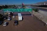 STRAVIČNE POPLAVE NAPRAVILE HAOS! Ima MRTVIH, DECA među žrtvama, za NESTALIMA se još traga! (VIDEO)