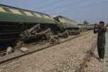 HOROR NA PRUZI, VOZ ISKOČIO IZ ŠINA! Četvoro MRTVIH, mnogo POVREĐENIH, spasioci izvlačili tela iz SMRSKANIH VAGONA! (VIDEO)