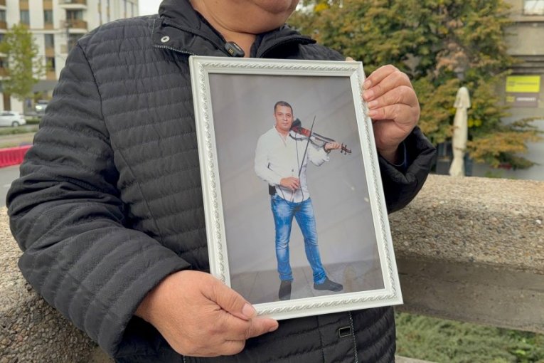 Marina Mitrović, majka Dejana Mitrovića