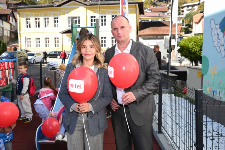 Jelena Trivan: Volimo Republiku Srpsku i pomažemo njenom narodu