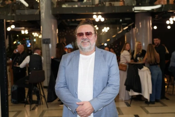 ŠAŠIĆ ODBRUSIO NOVINARIMA ZBOG PITANJA O GOSTIMA! Otkrio šta mu bliski ljudi rade, pa pomenuo Maju Nikolić: IMAM TREMU!
