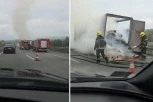 GORI KAMION NA AUTO-PUTU "MILOŠ VELIKI": Saobraćaj obustavljen, kolone duže od sat vremena