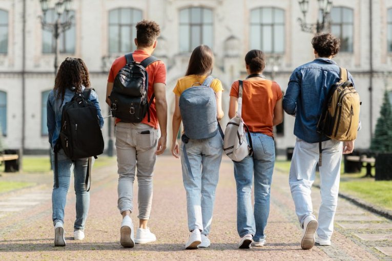 Planirano je da stipendije dobije do 300 studenata