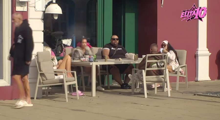 STRAVIČNE VESTI O ANELINOJ TRUDNOĆI UZNEMIRILE NACIJU!
