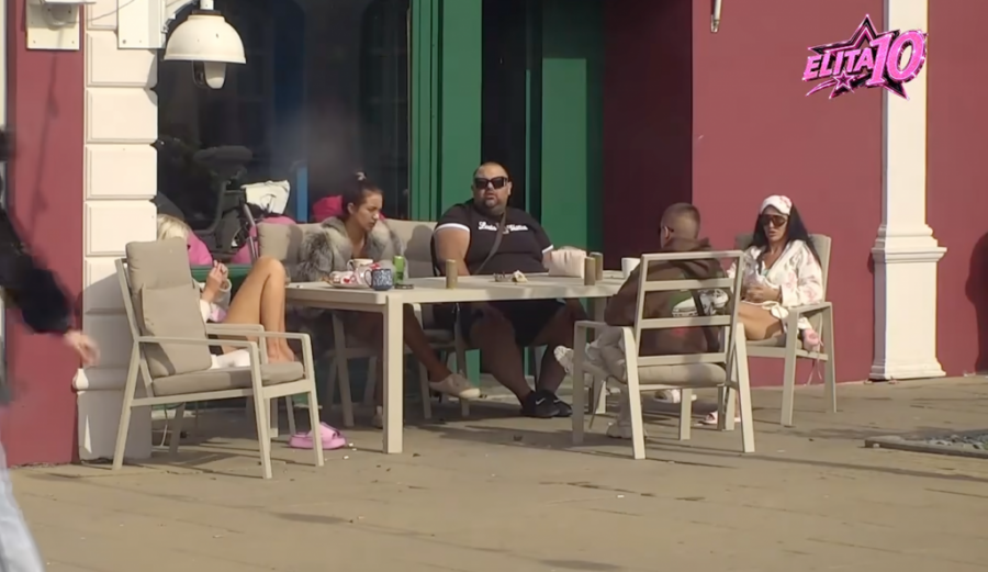 STRAVIČNE VESTI O ANELINOJ TRUDNOĆI UZNEMIRILE NACIJU!