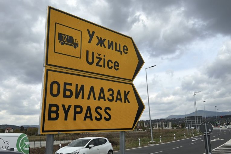 Drama na auto-putu