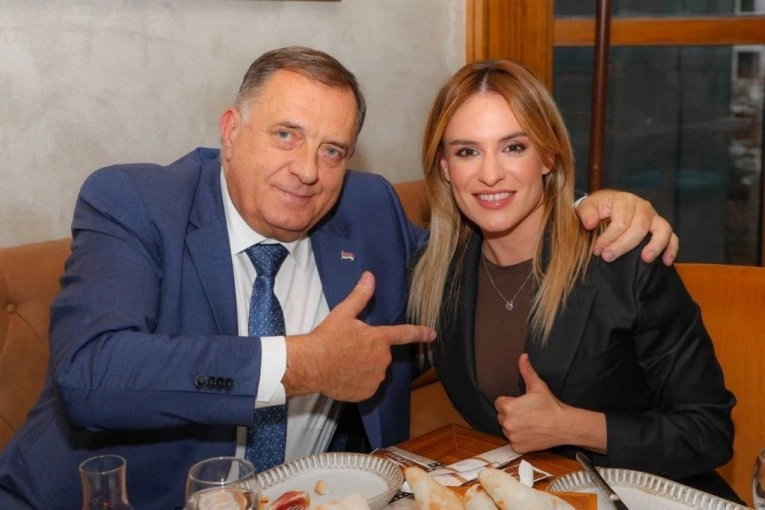 DODIK VEČERAS NA SKUPU LISTE „UJEDINJENA SRBIJA“ U INĐIJI: Veliko okupljanje i u Lazarevcu!