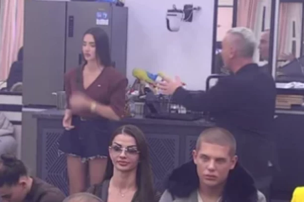 ANĐELU ĐURIČIĆ POKOSILA VESTI: Voditelj se zaleteo prema njoj, a onda se obratila HITNO Gastozu!