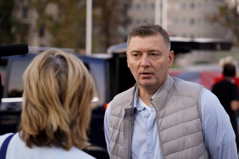 PUKLO MEĐU BLOKADERIMA! Zelenović udario na Đilasa zbog predizborne matematike, pa dobio žestok odgovor