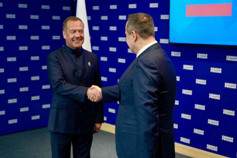 Ministar Dačić sa zamenikom predsednika Saveta bezbednosti Ruske Federacije Dmitrijem Medvedevim
