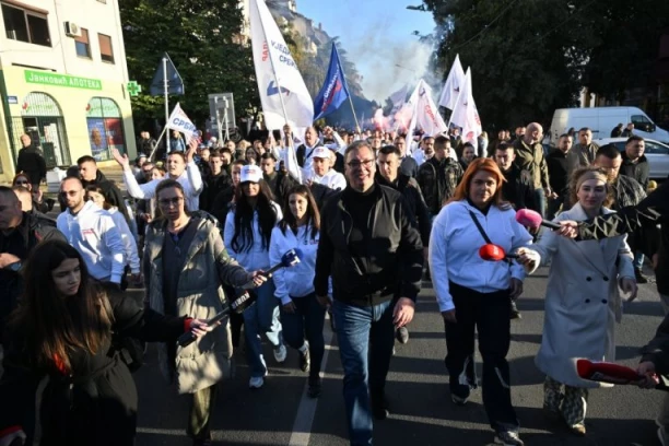 "FICO DOLAZI NA SKUP U NOVI SAD SVOJOM ŽELJOM!" Vučić najavio dolazak velikog srpskog prijatelja: Govorili su da namerno nije hteo da dođe, šta će sad?