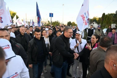 STUDENTSKU LISTU PODRŽAVAJU NATO I ALBANSKI LOBISTI: Vučić poručio iz Novog Sada