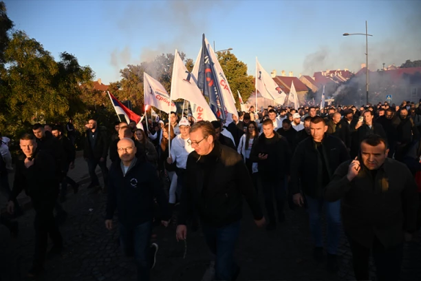 "SAMO VI DONEĆETE ODLUKU O TOME KAKVU BUDUĆNOST ŽELITE!" Vučić s jasnom porukom: Građani Srbije, birajte mudro! (VIDEO)
