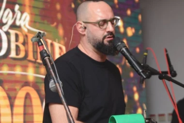 POZNATO STANJE MARKA LUISA: Zbog terapija OSTAO BEZ BRADE I KOSE, otkriveni POTRESNI DETALJI!
