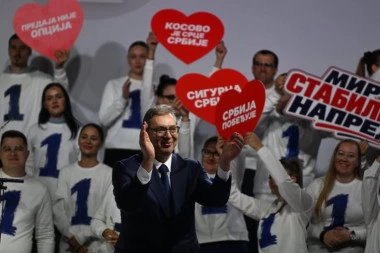 VUČIĆ NAJAVIO SJAJNU VEST: Prvi deo "Osmeha Vojvodine" do Vidovdana!