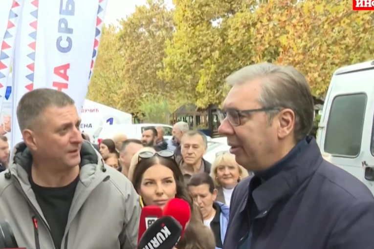 "DA SE BORIMO DO KRAJA I DA IH POBEDIMO!" Vučić u Kovilovu na Zboru Krajšinika